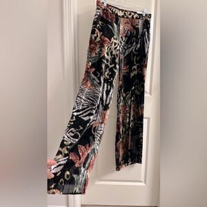 Chico's Velvet Wide Leg Floral Pants Size 1T US 8 Tall Elastic Waist High Rise